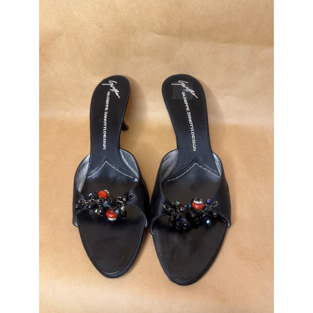 Giuseppe Zanotti Design Womens Black Beaded Slip on Kitten Heel SZ.